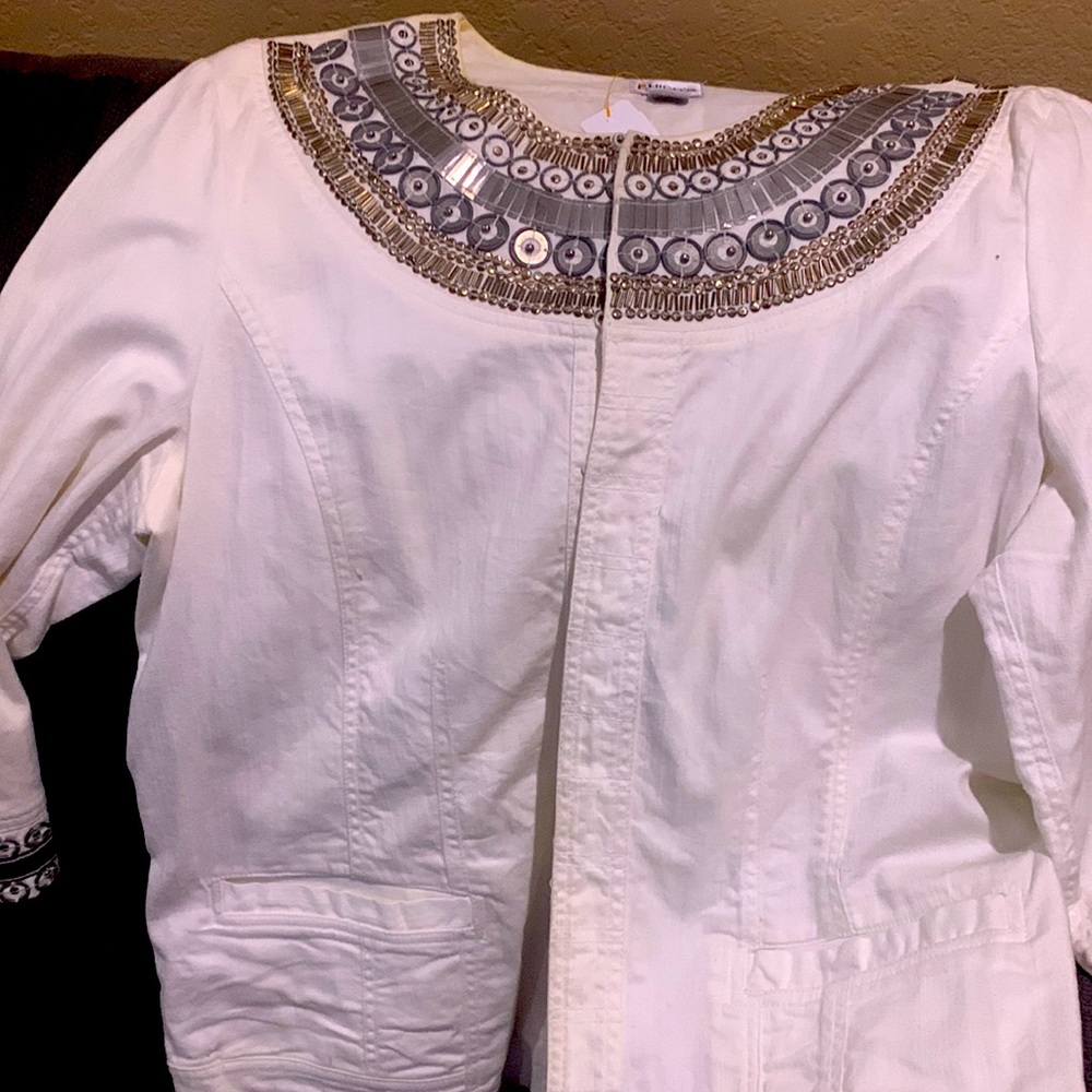 Chicos Jean Denim Jacket Coat Metal Beaded Neckline White Womens Size 3/14